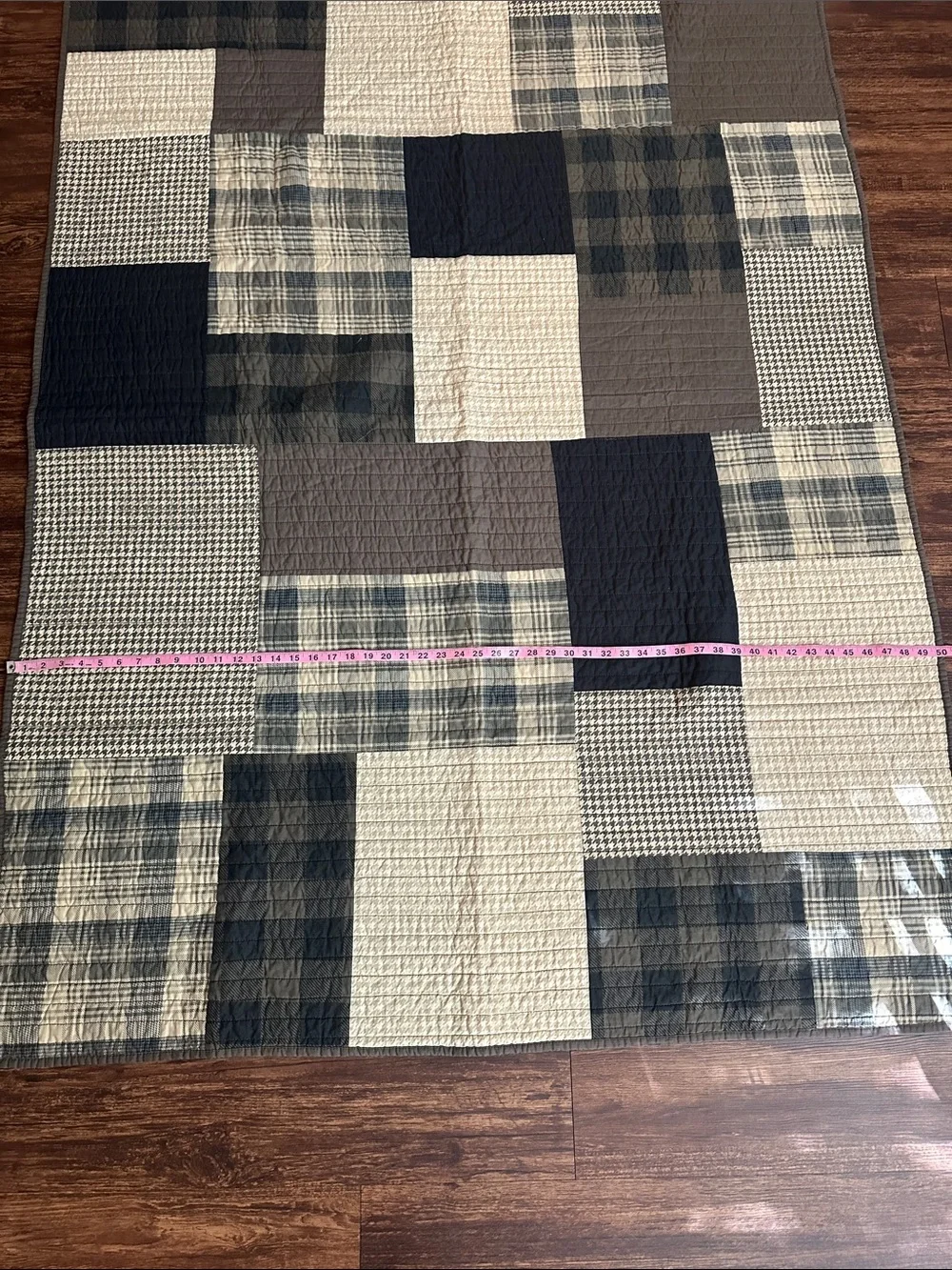 Woorich Quilted Throw 50x68 & 4 Standard Pillow Shams Bundle Winter Cottage